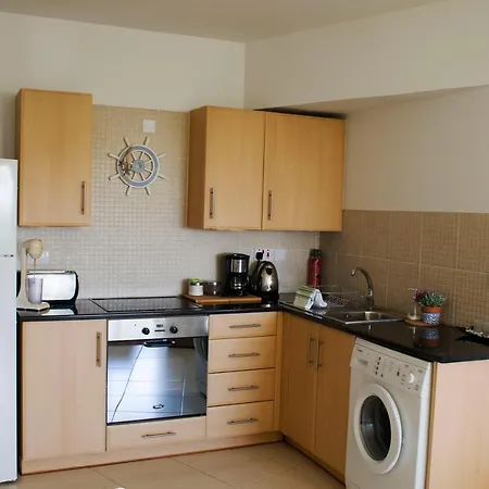 New Beautiful Sea View 2 Bdrm Flat With Pool! Apartment