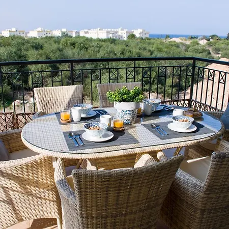 New Beautiful Sea View 2 Bdrm Flat With Pool! *
