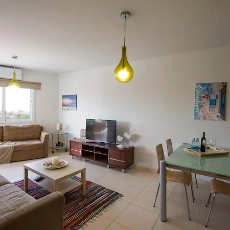 Apartment New Beautiful Sea View 2 Bdrm Flat With Pool! *