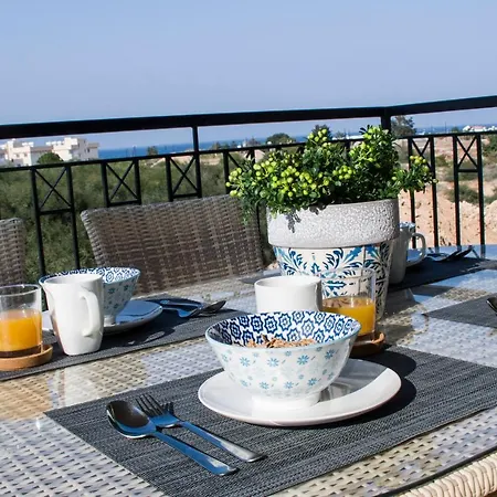 New Beautiful Sea View 2 Bdrm Flat With Pool! *